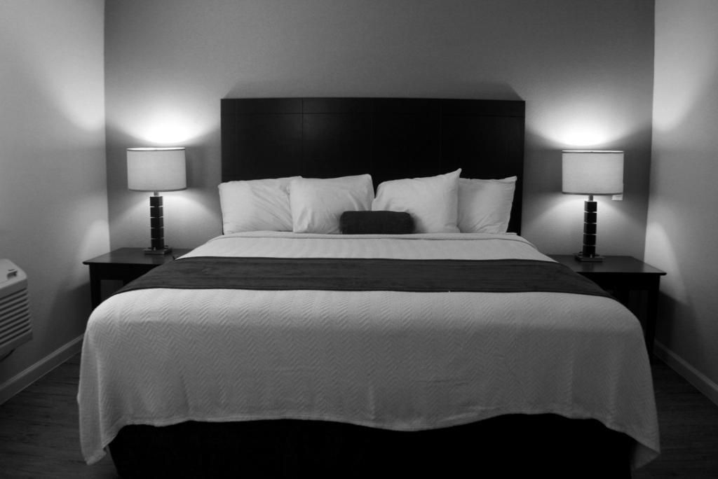 Ocean Village Hotel Surfside Beach Bilik gambar