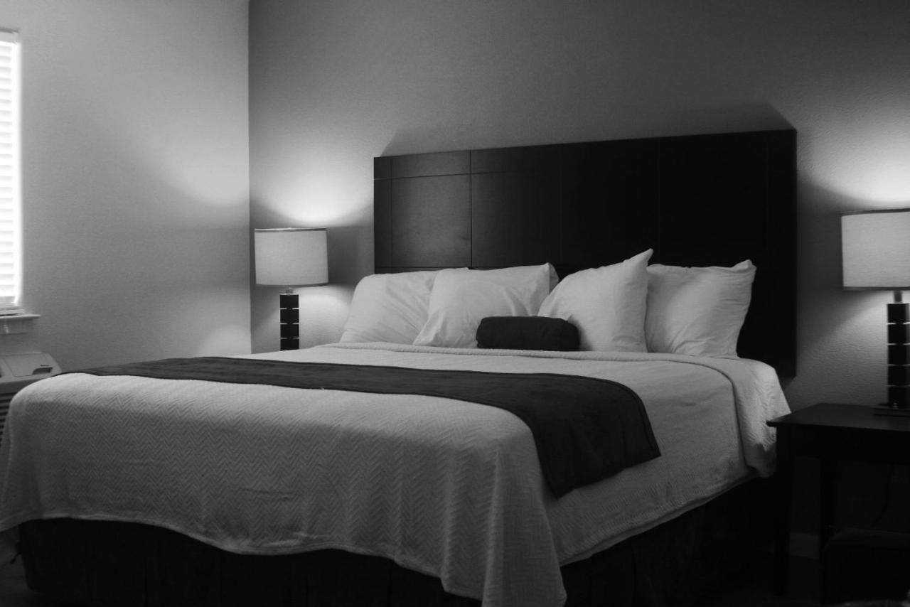 Ocean Village Hotel Surfside Beach Bilik gambar